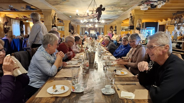 Repas festif et retour