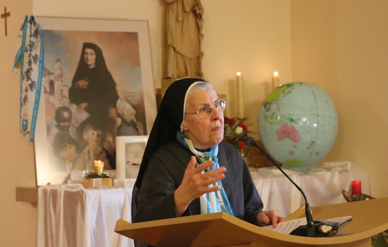Un tour du monde pour la Fête de Sainte-Léonie
