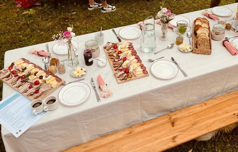 Caritas Jura : Soutenir et déguster