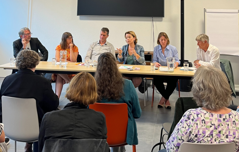 Caritas Jura : Une table ronde qui tisse des liens